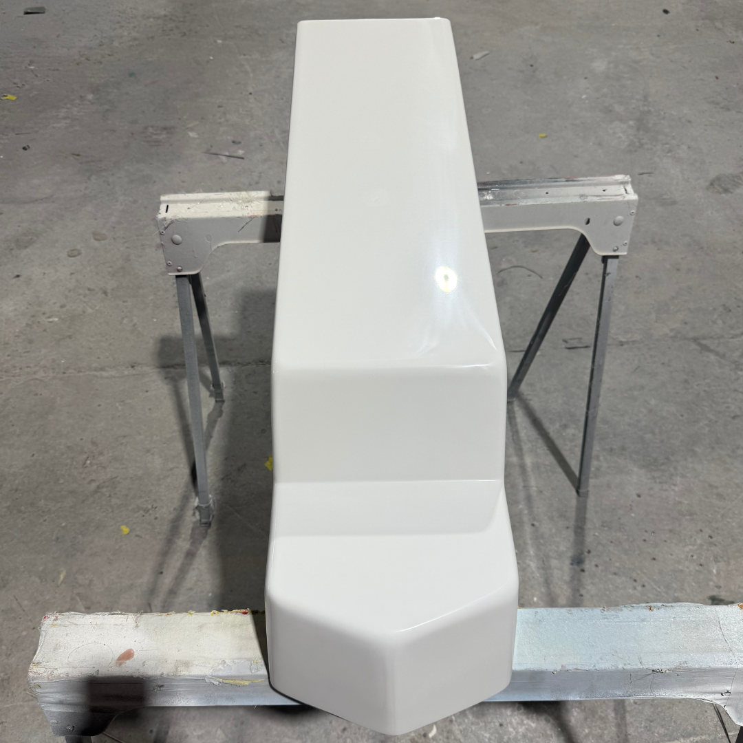 32 Console - Fiberglass